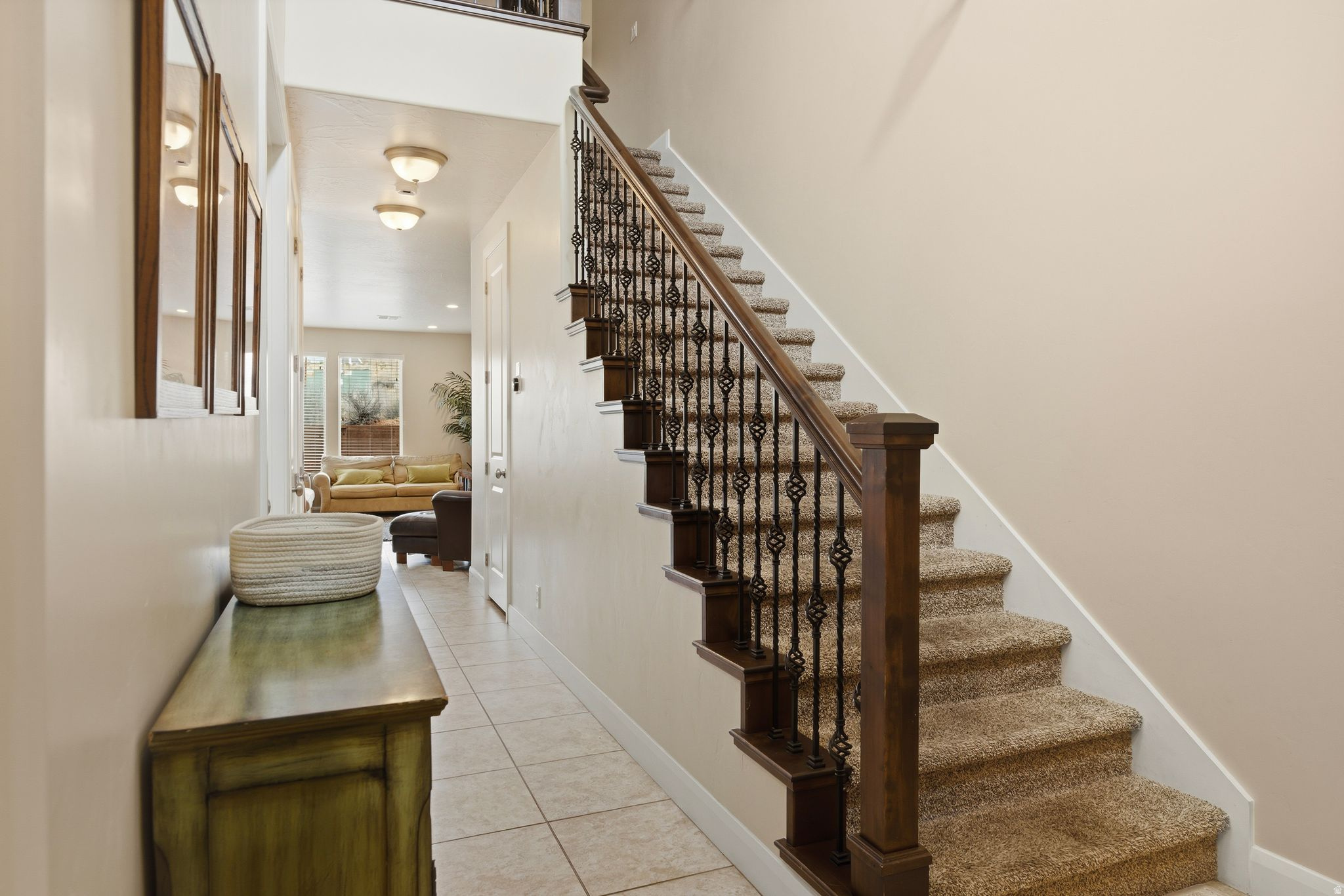 CORAL RIDGE TOWNHOME - Residential