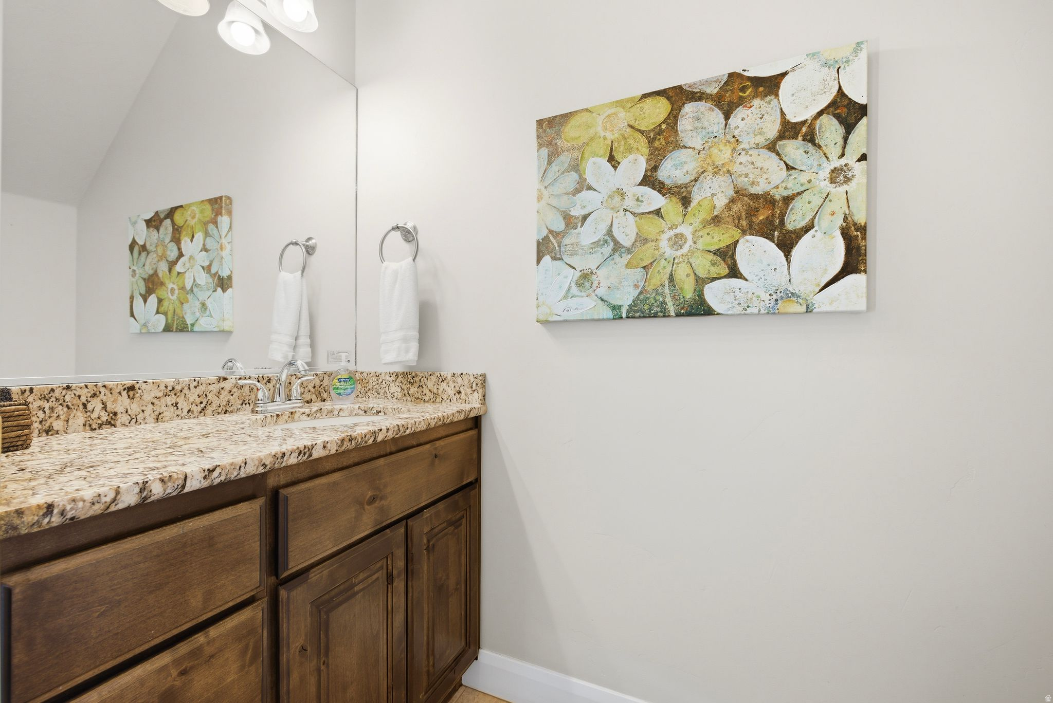 CORAL RIDGE TOWNHOME - Residential