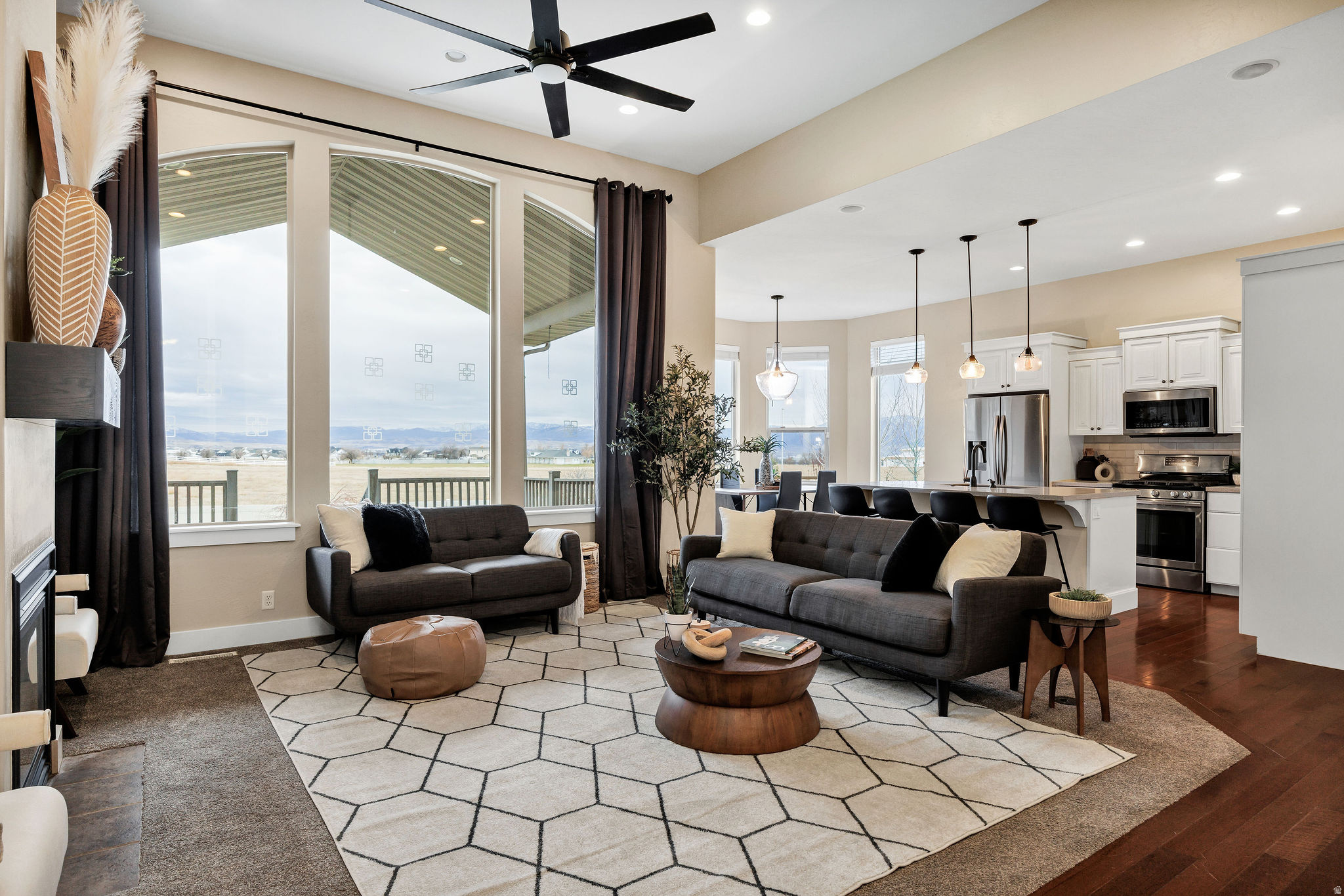 SUNSET ESTATES SUBD - Residential