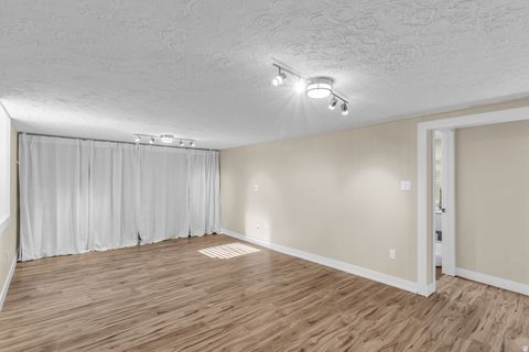 Tiny photo for 487 E NINTH AVE, Salt Lake City, UT 84103 (MLS # 2160042)
