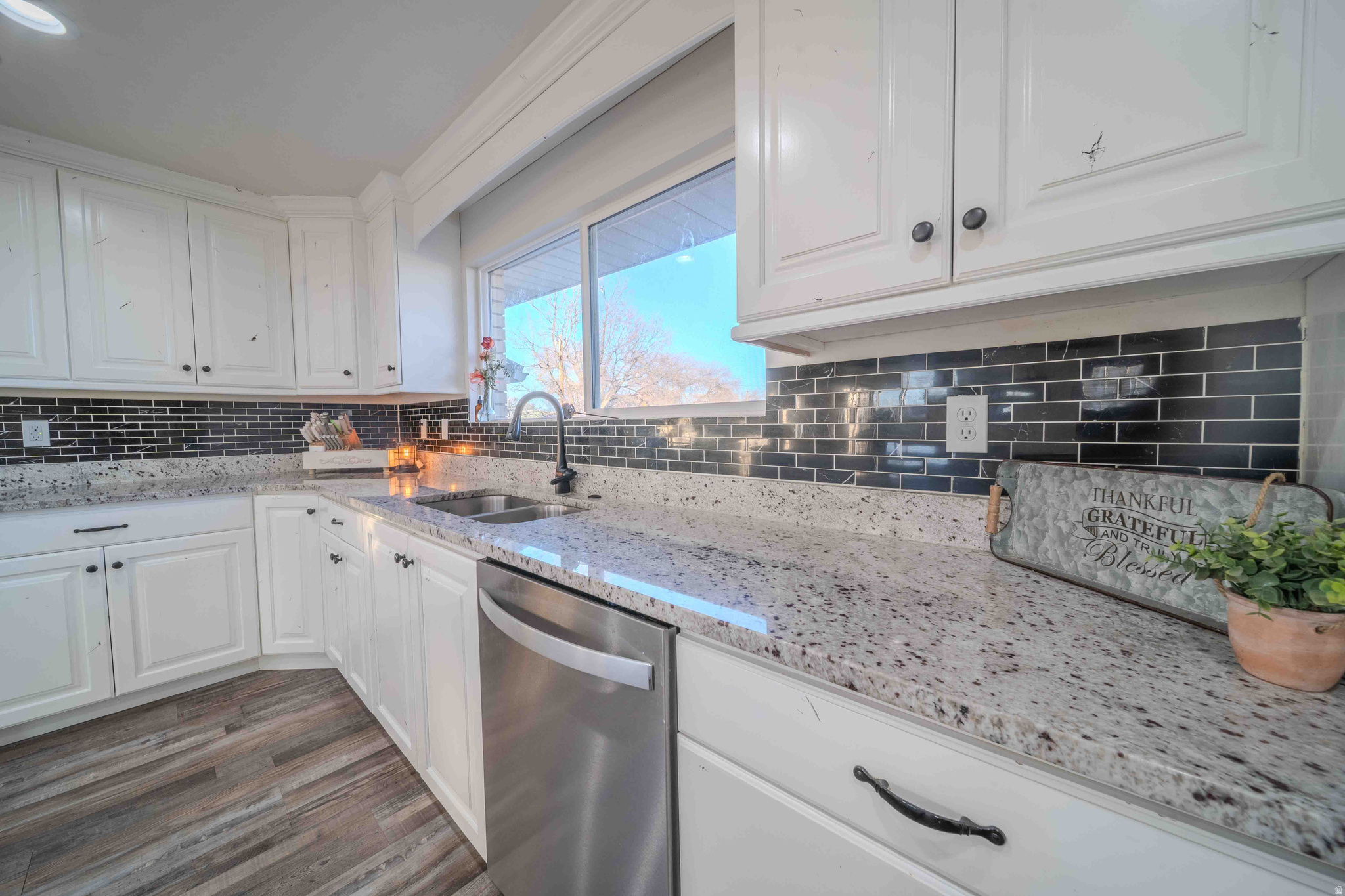 ALTAMONT TOWNSHIP B - Residential