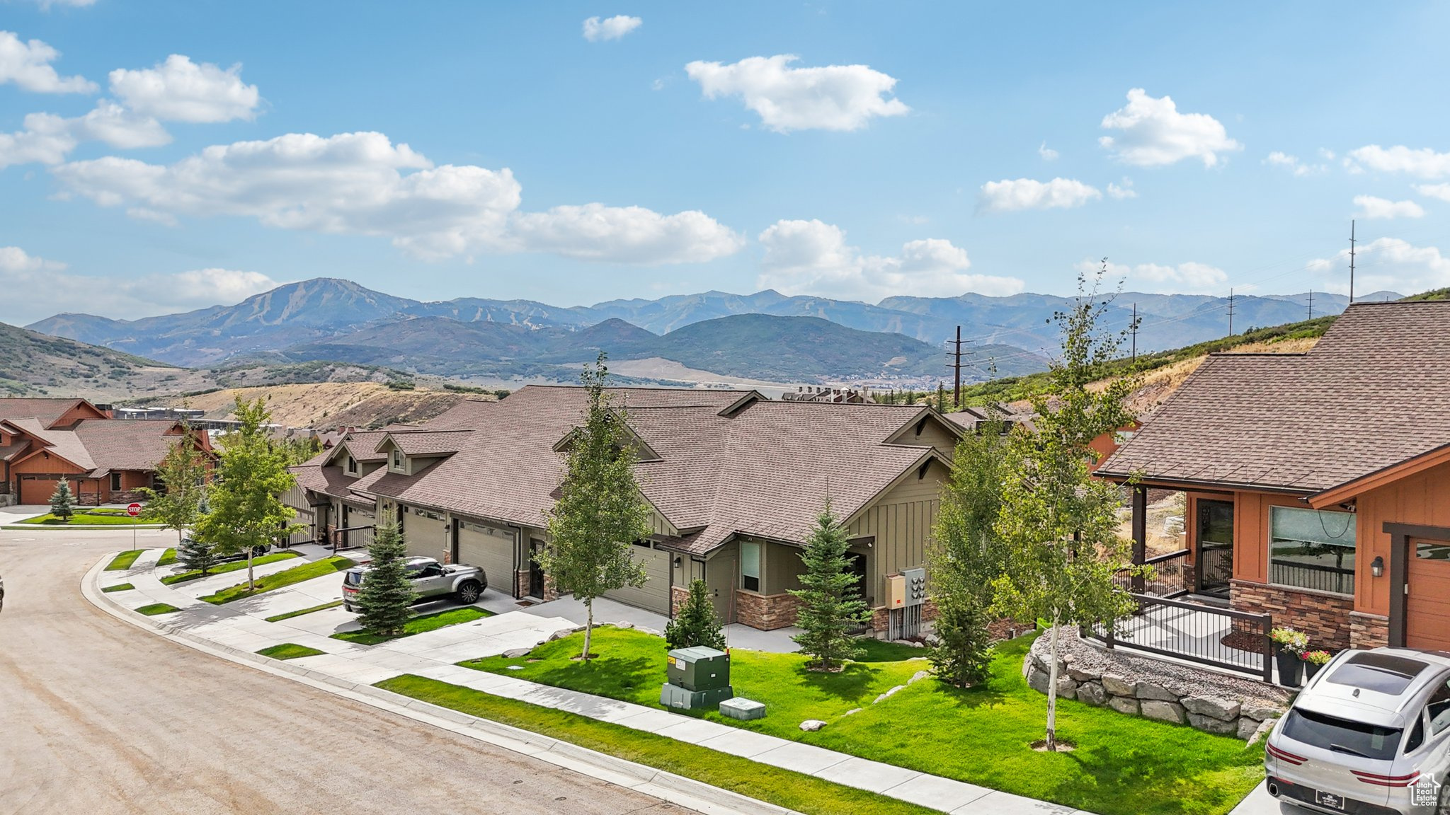 BLACK ROCK RIDGE - Residential