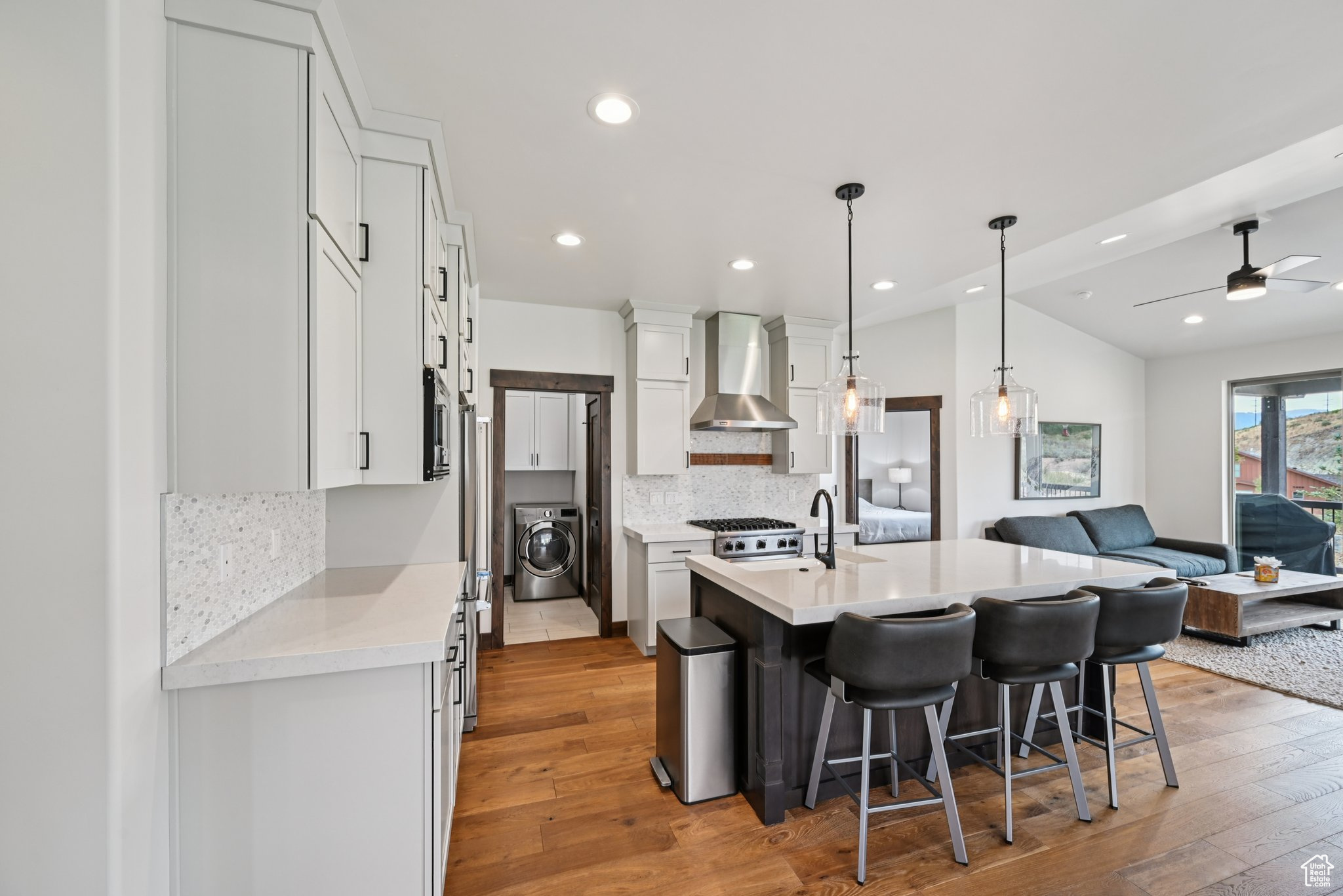 BLACK ROCK RIDGE - Residential