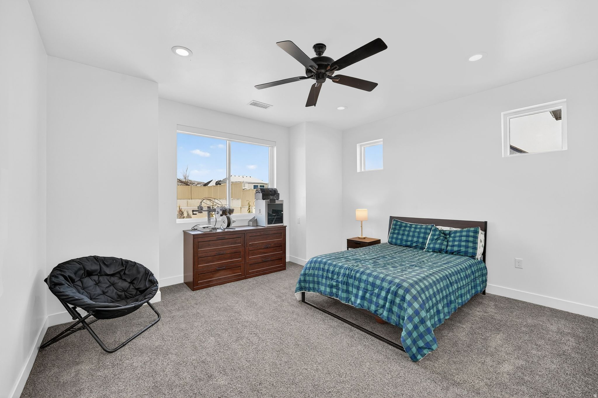 LAKE VIEW ESTATE - Residential