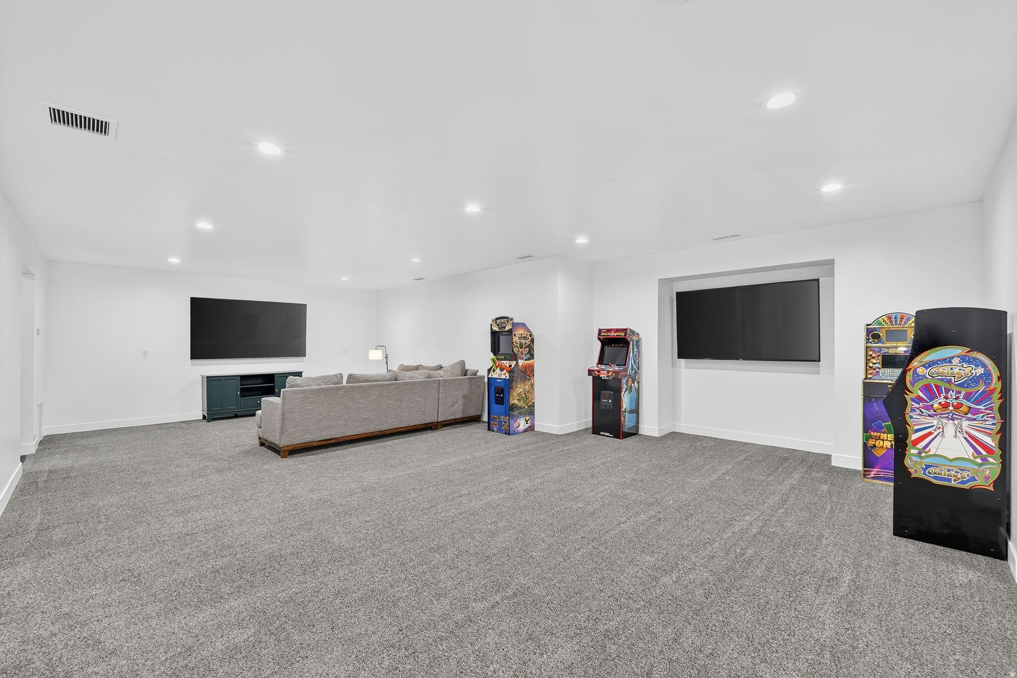 LAKE VIEW ESTATE - Residential