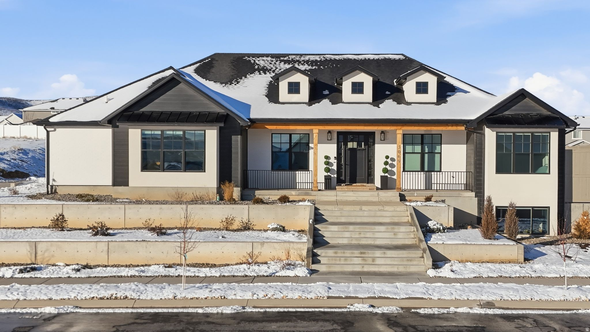 LAKE VIEW ESTATE - Residential