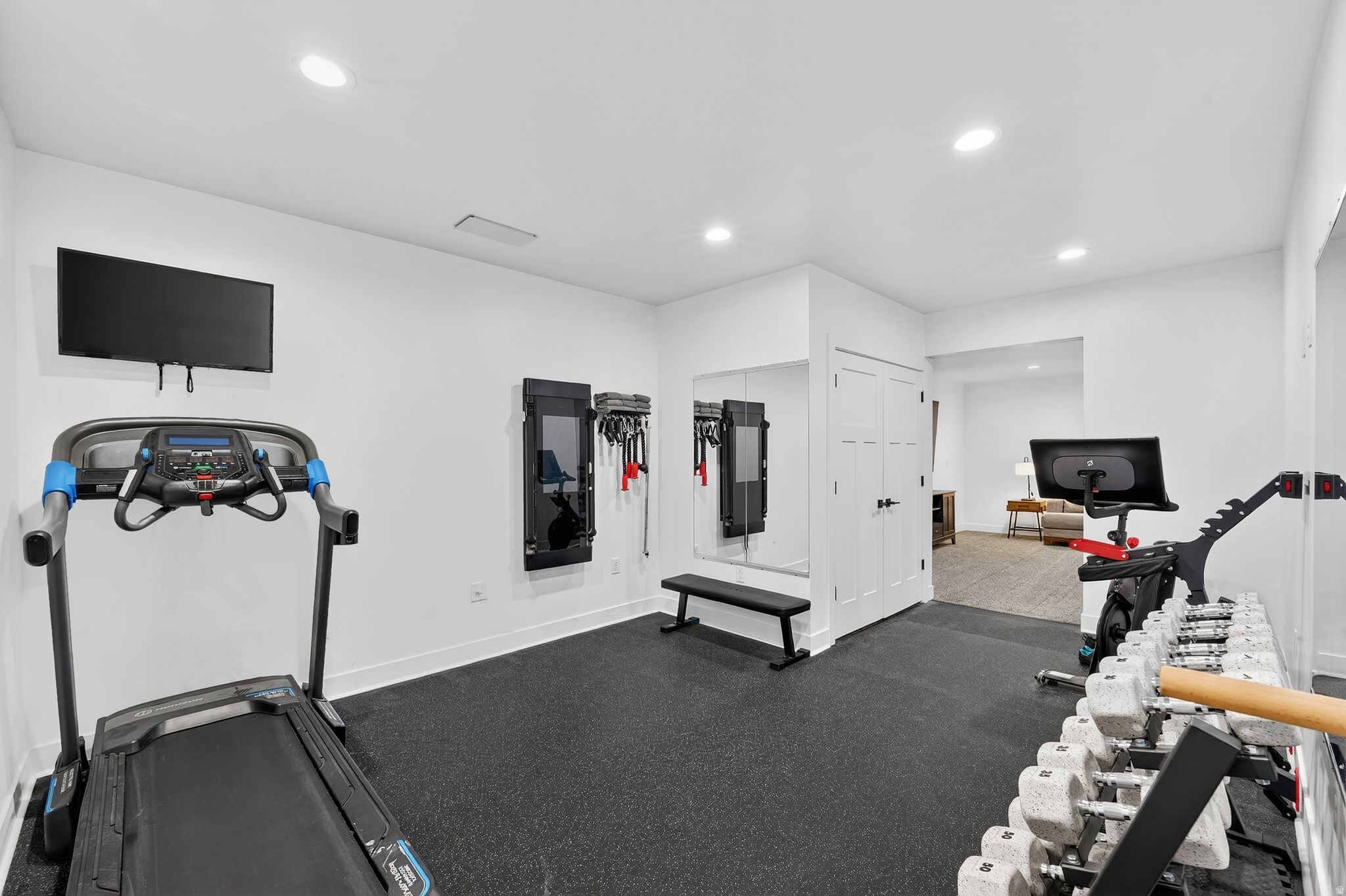 LAKE VIEW ESTATE - Residential