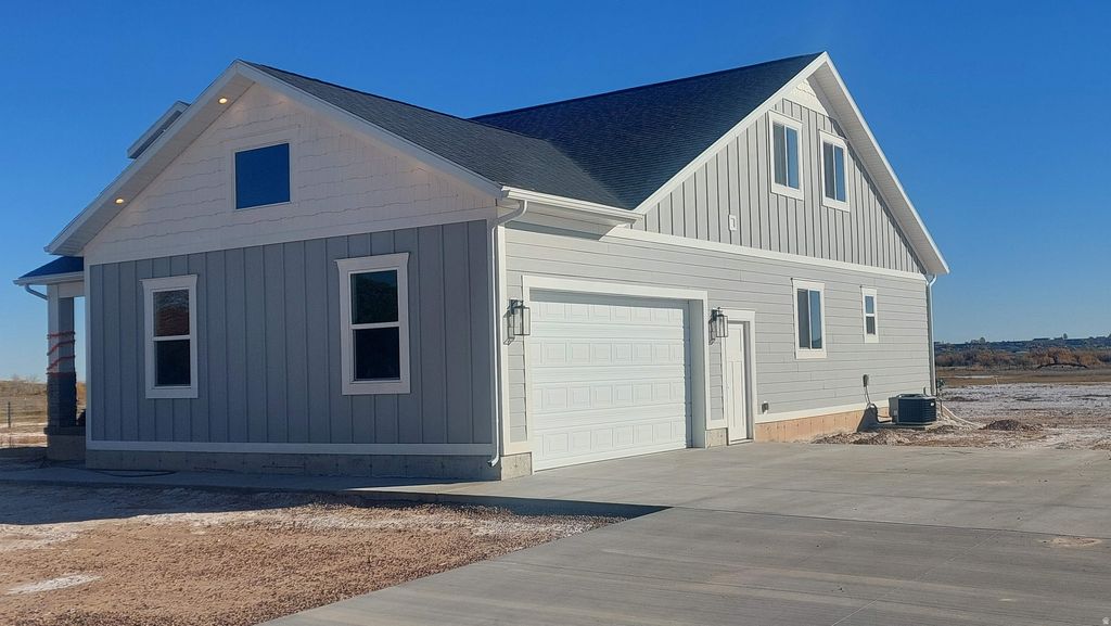 Photo of 2159 W 520 S, Roosevelt, UT 84066 (MLS # 2146547)