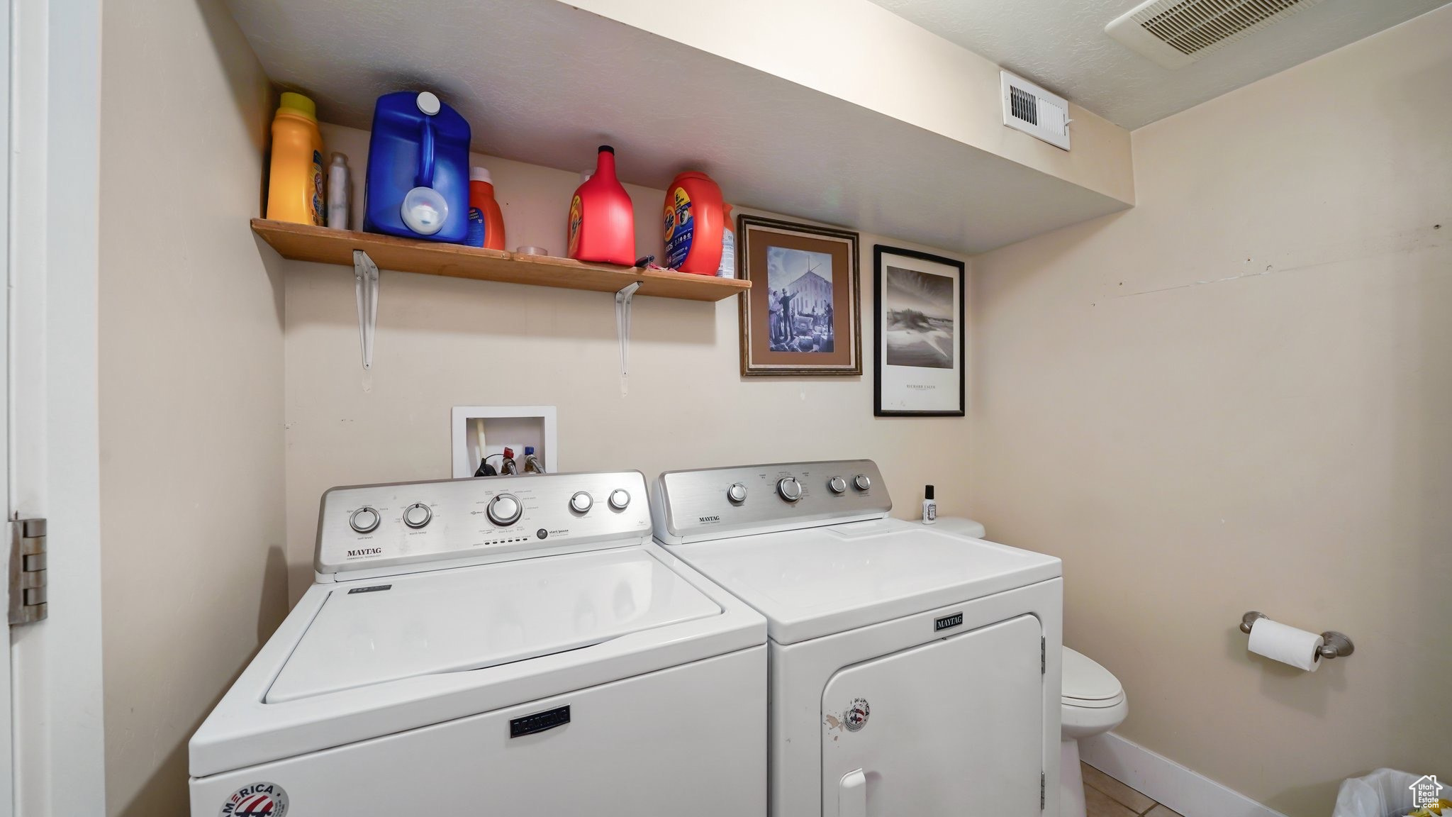 Provo, Utah 84606, United States, 6 Bedrooms Bedrooms, ,3 BathroomsBathrooms,Residential,Pending,116282