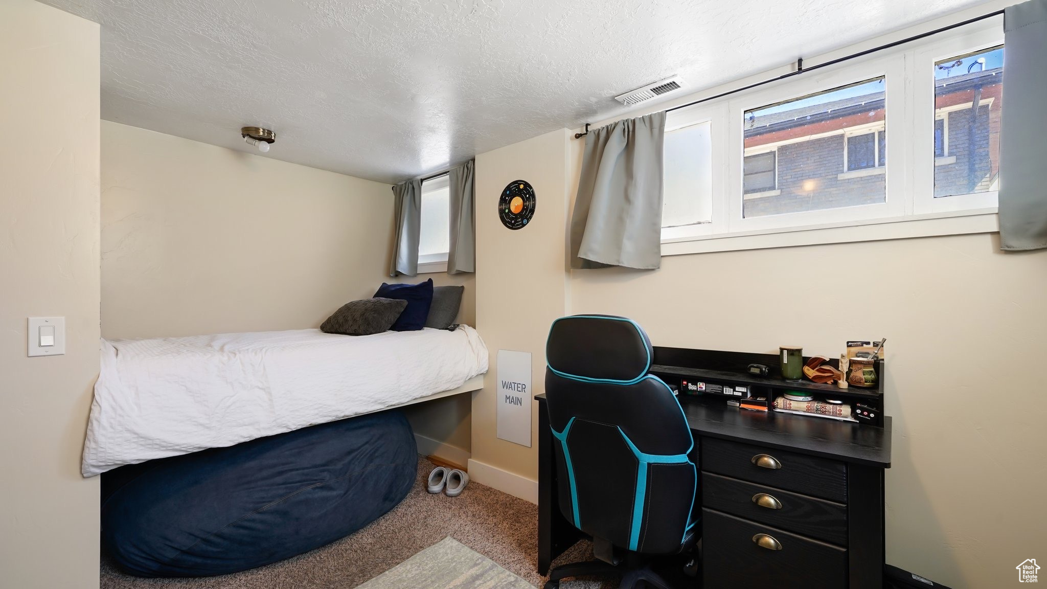 Provo, Utah 84606, United States, 6 Bedrooms Bedrooms, ,3 BathroomsBathrooms,Residential,Pending,116282