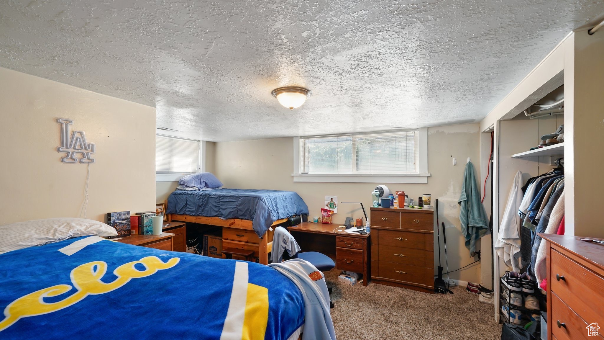 Provo, Utah 84606, United States, 6 Bedrooms Bedrooms, ,3 BathroomsBathrooms,Residential,Pending,116282