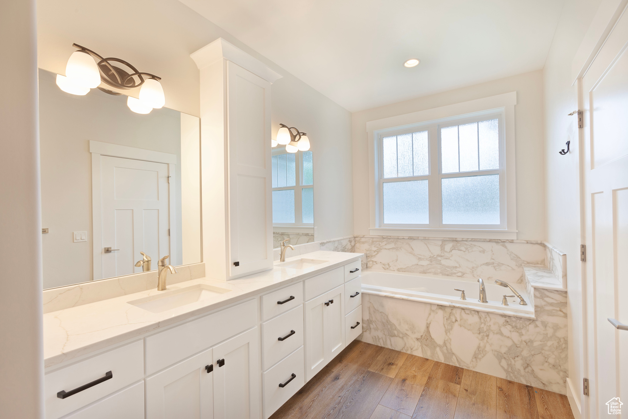 WESTGATE MANOR - Residential