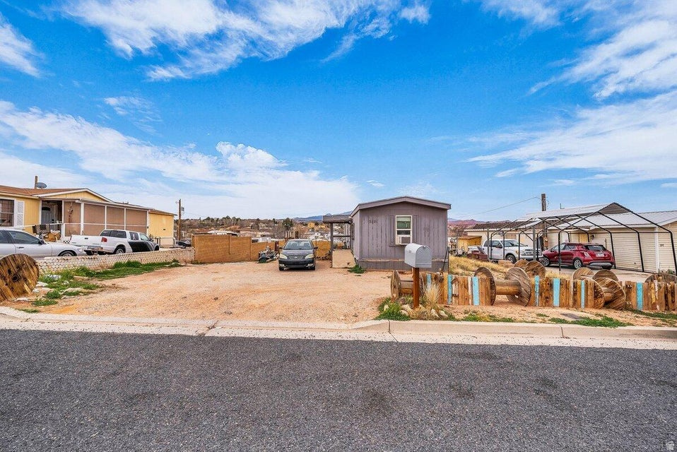 RIVER BEND EST B - Residential