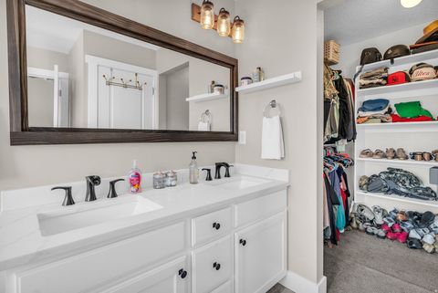 Tiny photo for 5447 W ANFIELD WAY, Herriman, UT 84096 (MLS # 2154778)