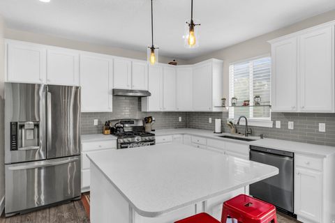 Tiny photo for 5447 W ANFIELD WAY, Herriman, UT 84096 (MLS # 2154778)