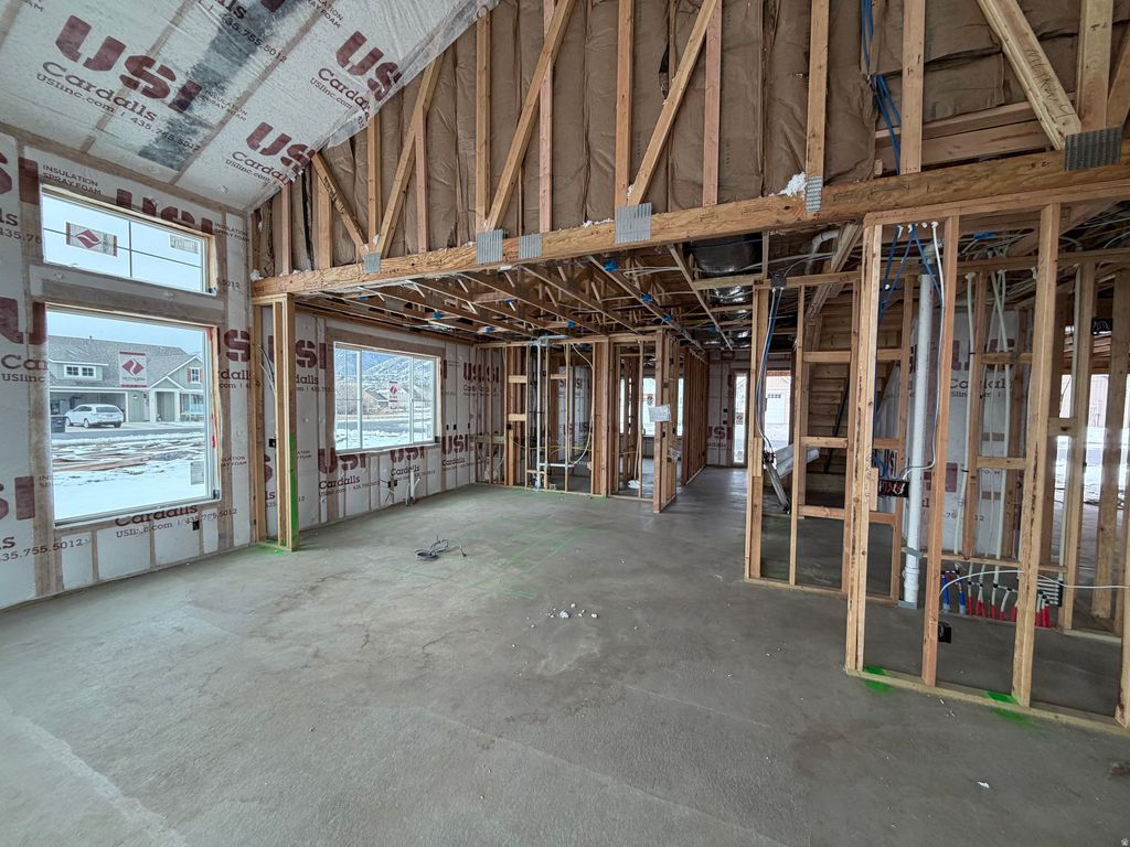 Photo of 329 N SPRINGS LN, Providence, UT 84332 (MLS # 2139033)