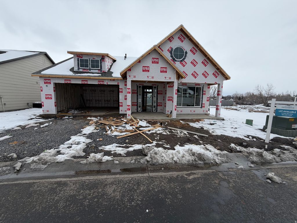 Photo of 329 N SPRINGS LN, Providence, UT 84332 (MLS # 2139033)