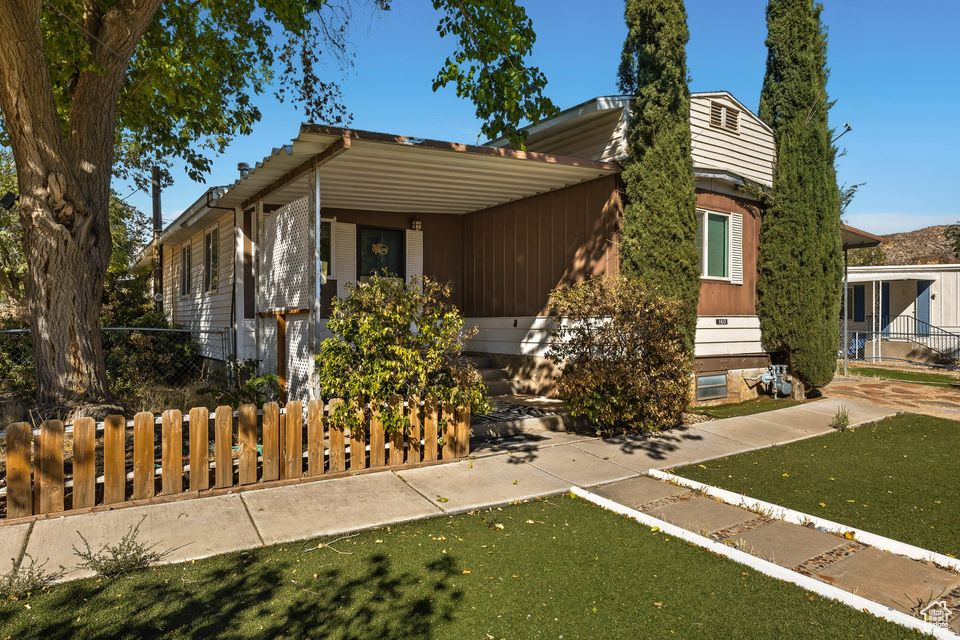 ORAL D & MINNIE E STOWELL - Residential