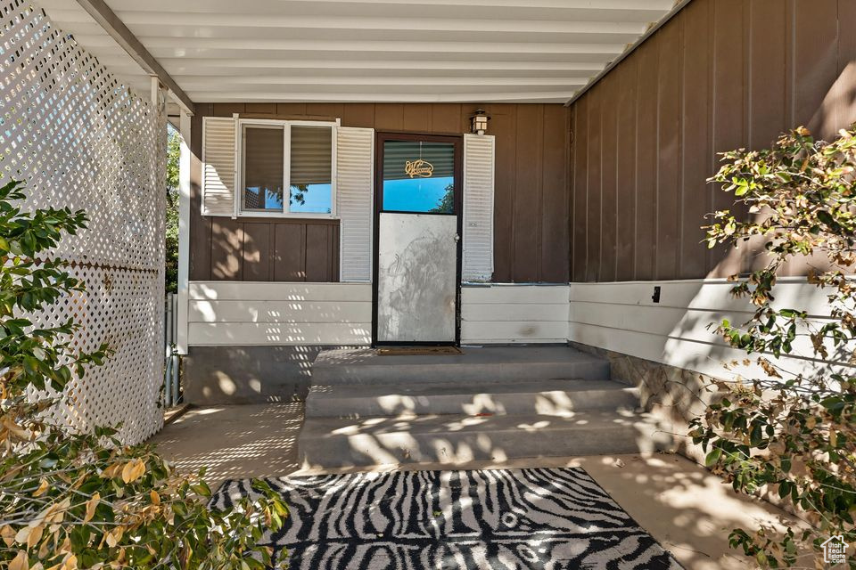 ORAL D & MINNIE E STOWELL - Residential