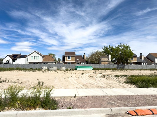 1412 W JORDAN HEIGHT LN 21, WEST JORDAN, UT 84088 - Image fd3febab28ffa74aed47ce1de074ba7b/2800146765