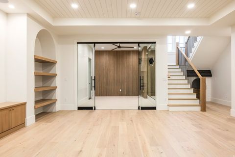 Tiny photo for 802 E STONE BARN LN, Midway, UT 84049 (MLS # 2135603)