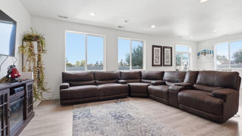 Tiny photo for 3856 S 2915 W, West Haven, UT 84401 (MLS # 2172334)