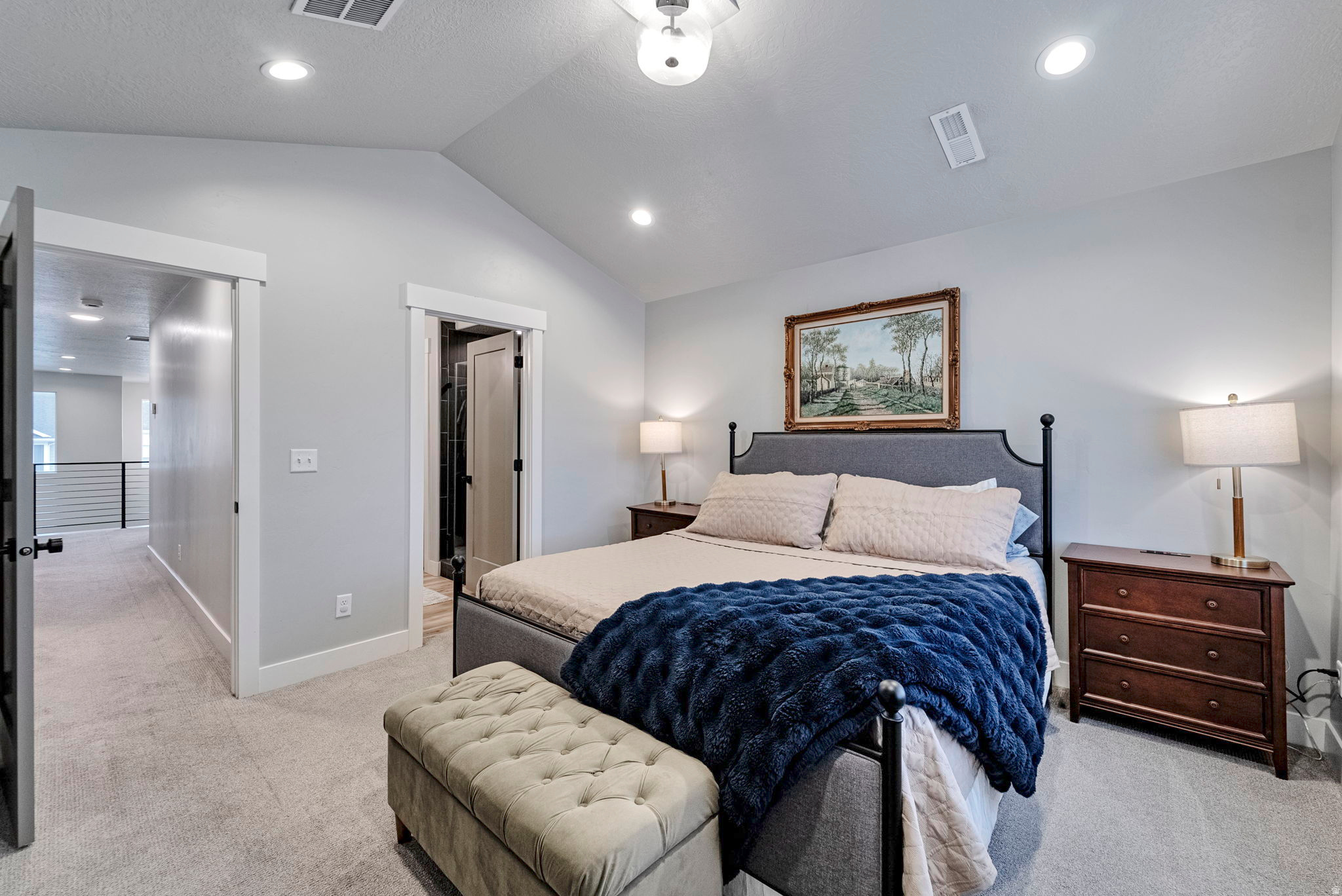 MOUNTAIN RIDGE - Residential