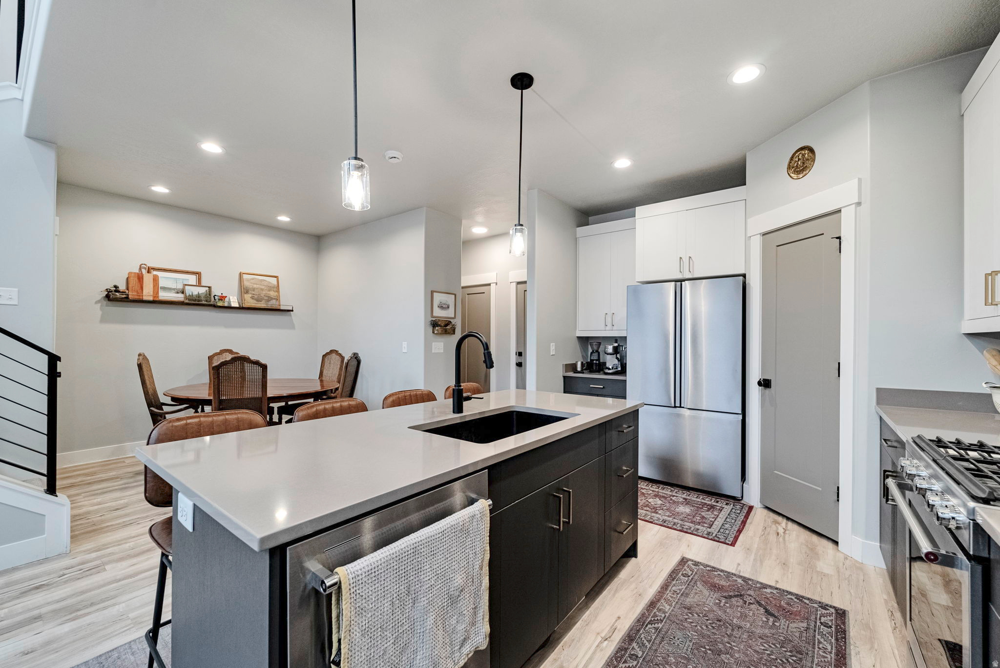 MOUNTAIN RIDGE - Residential