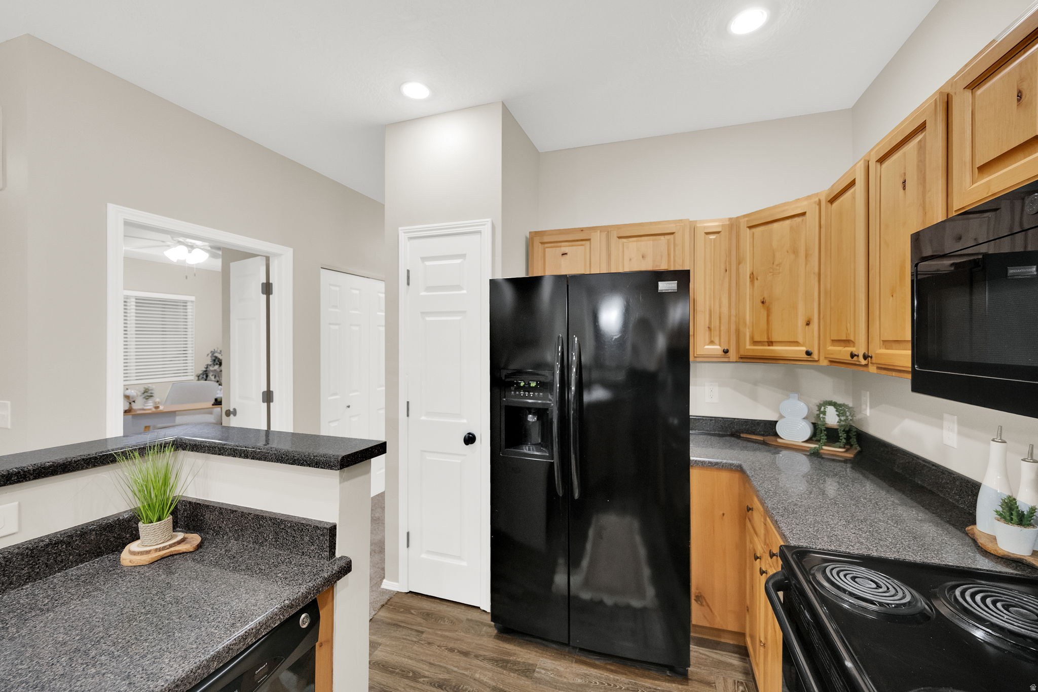 ASPEN SPRINGS - Residential