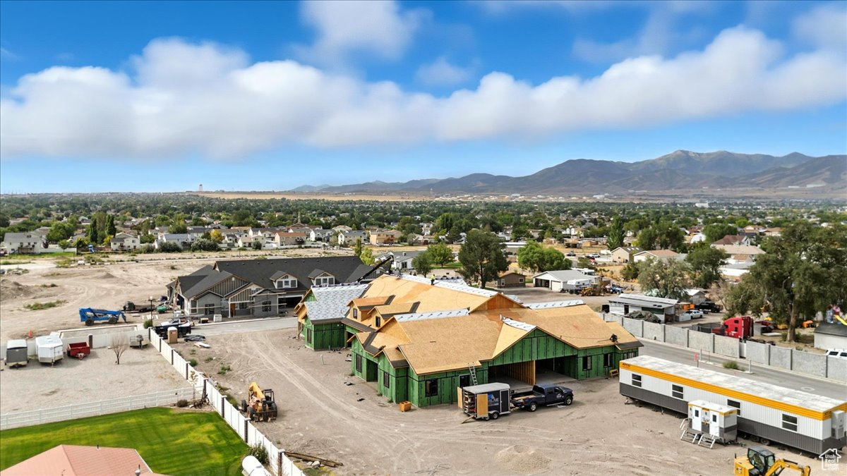 HEATHER ON PARKWAY - Residential
