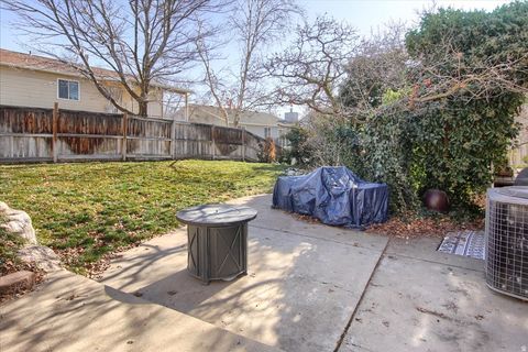 Tiny photo for 5014 S 1100 E, South Ogden, UT 84403 (MLS # 2131781)