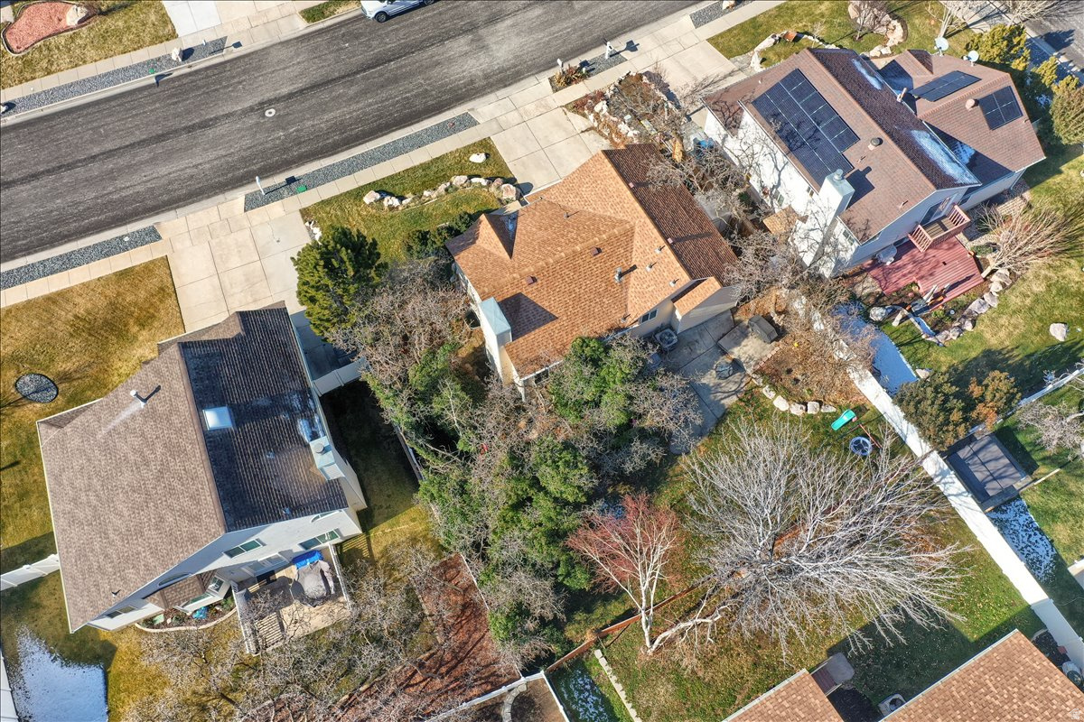 OAK WOOD HILLS - Residential