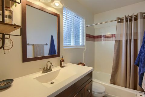 Tiny photo for 5014 S 1100 E, South Ogden, UT 84403 (MLS # 2131781)