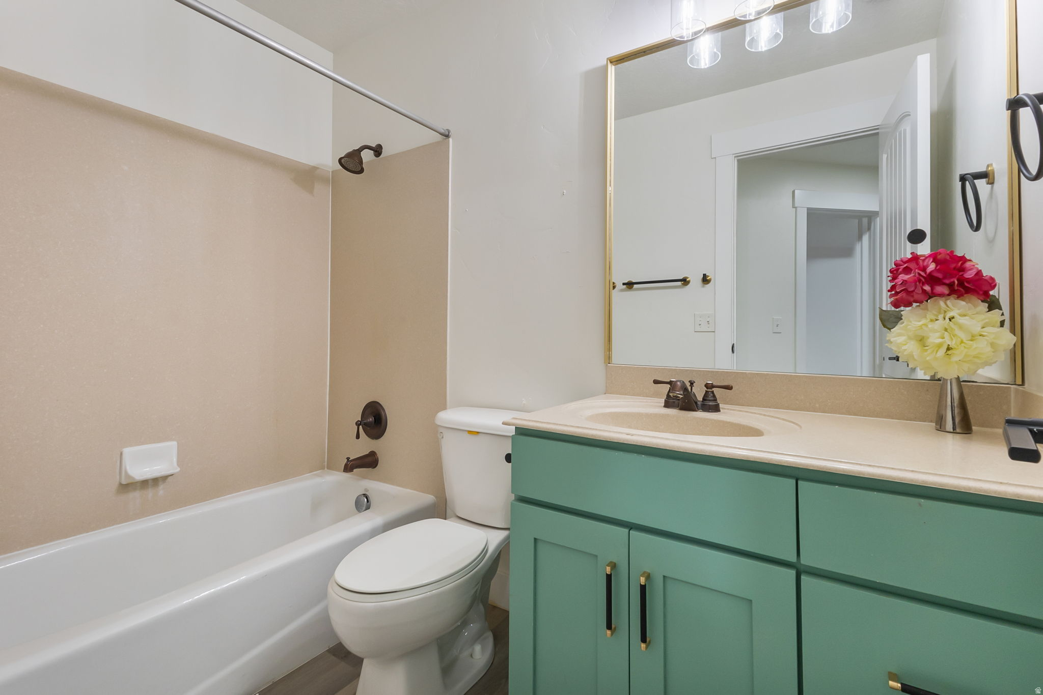 KENNECOTT - Residential