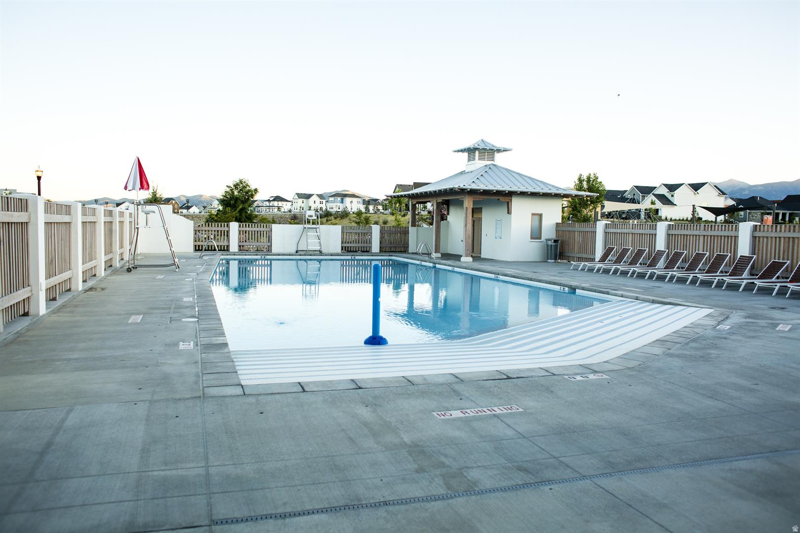 KENNECOTT - Residential