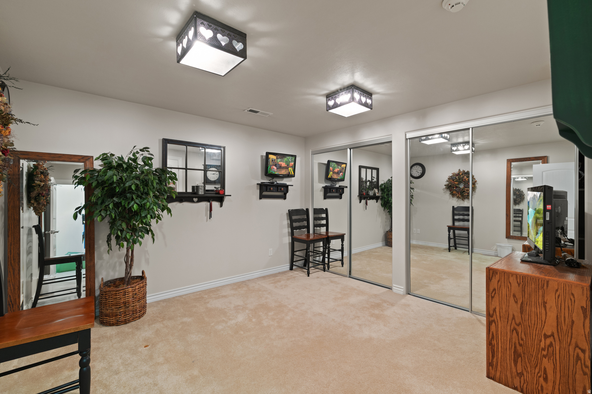 TUSCANY FARMS - Residential