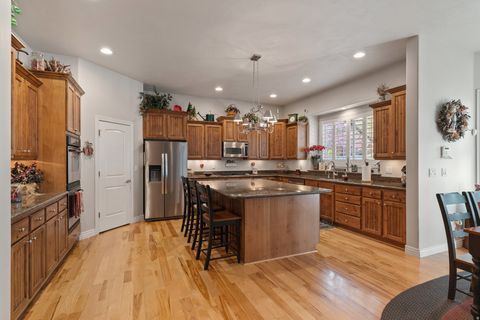 Tiny photo for 262 TIMOTHY WAY, Pleasant Grove, UT 84062 (MLS # 2151146)
