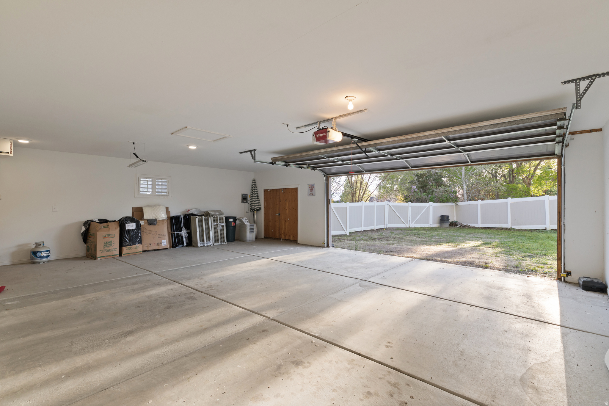 TUSCANY FARMS - Residential