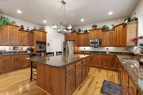 Tiny photo for 262 TIMOTHY WAY, Pleasant Grove, UT 84062 (MLS # 2151146)