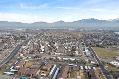 Tiny photo for 4148 S OAK MEADOWS DR #31, Taylorsville, UT 84123 (MLS # 2135018)