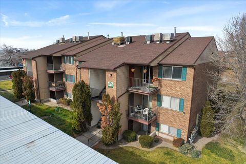 Tiny photo for 4148 S OAK MEADOWS DR #31, Taylorsville, UT 84123 (MLS # 2135018)