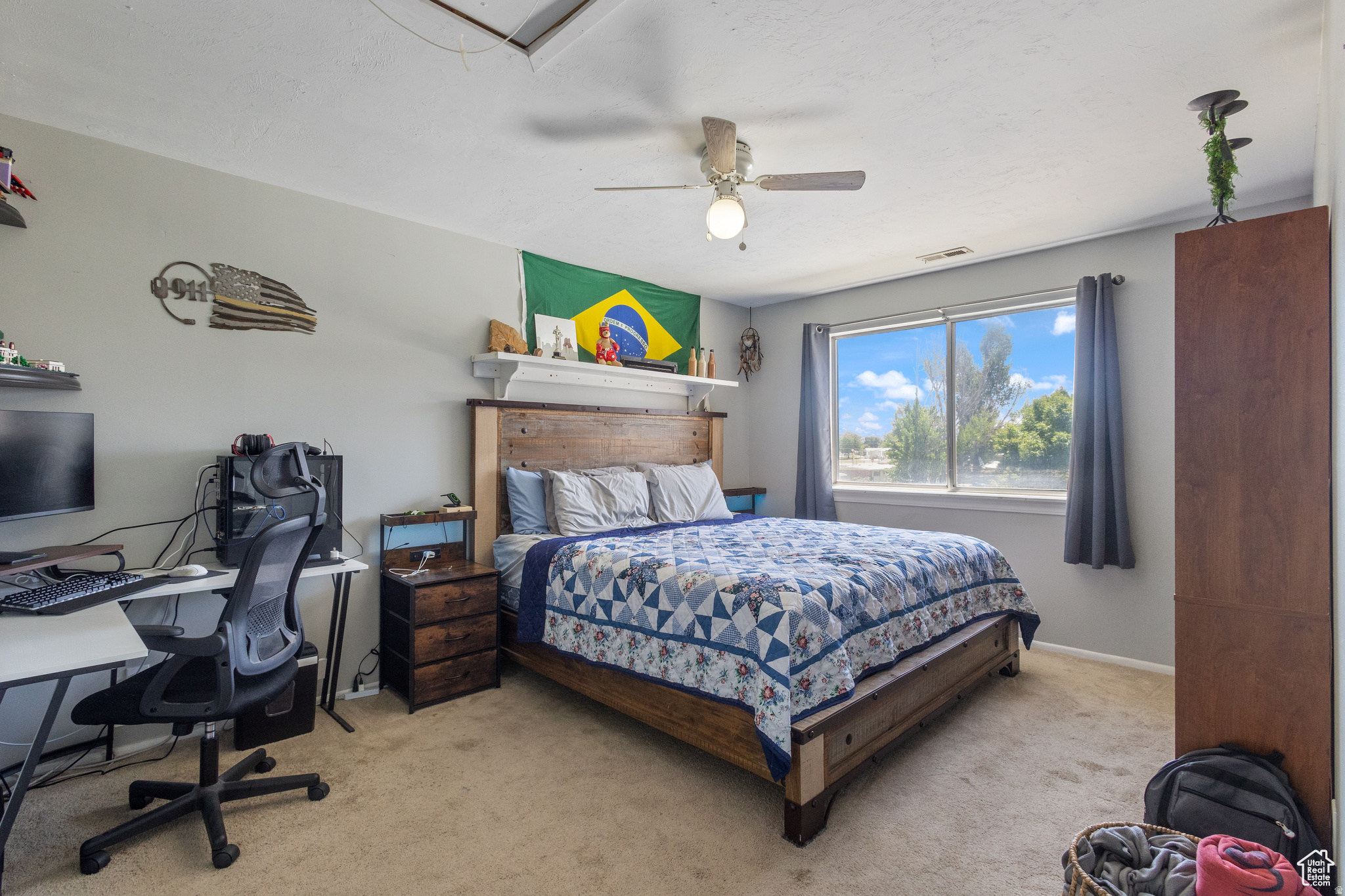 OAK MEADOWS - Residential