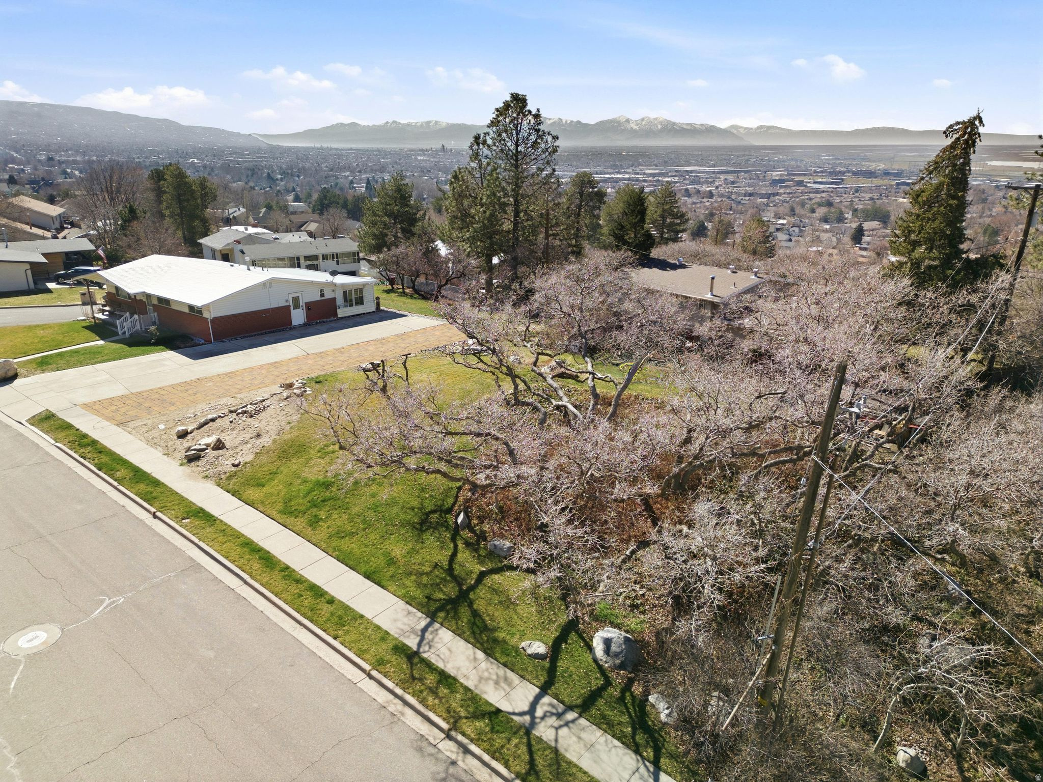 SUNSET HEIGHTS PLAT “B” - Land