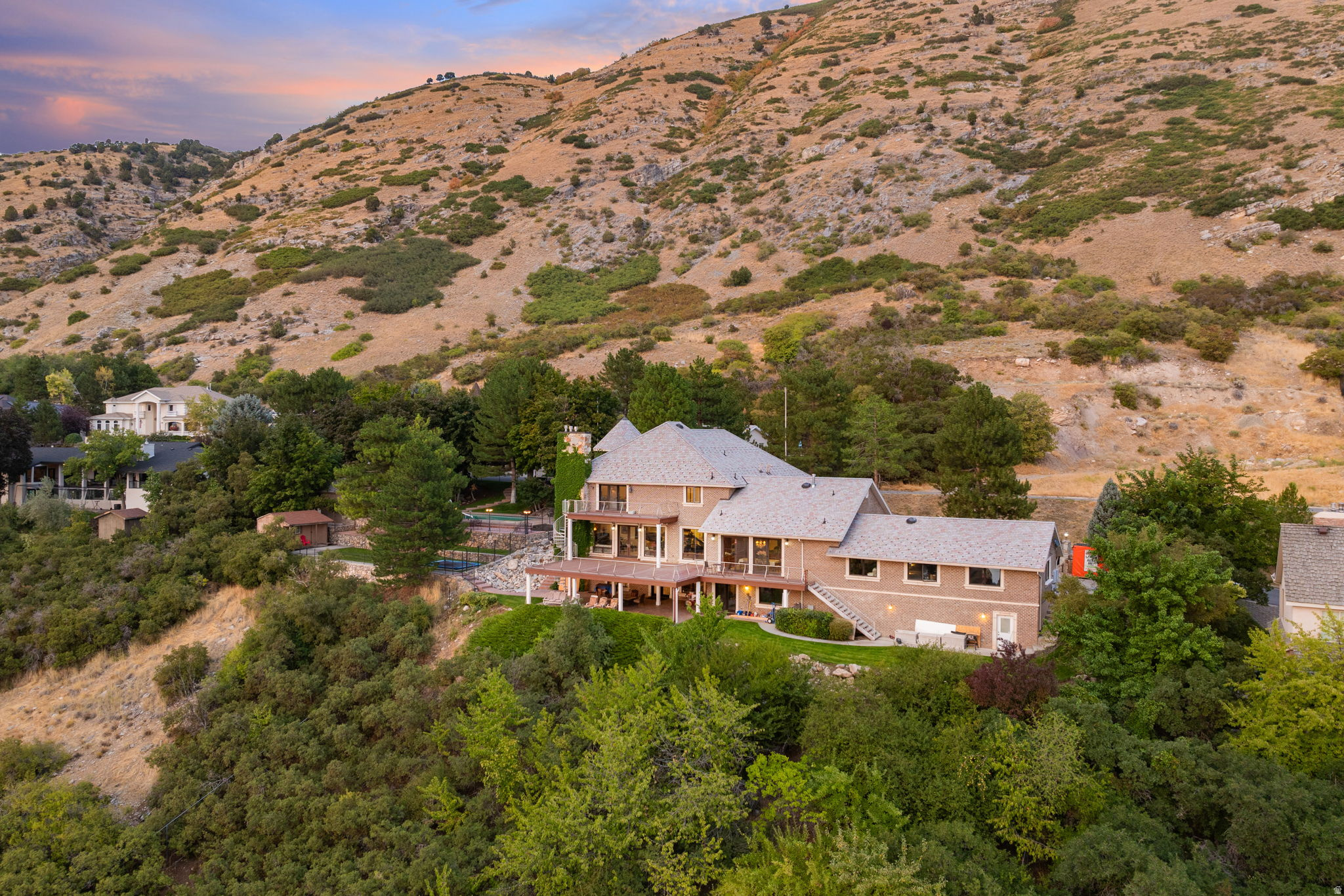 SHERWOOD HILLS - Residential