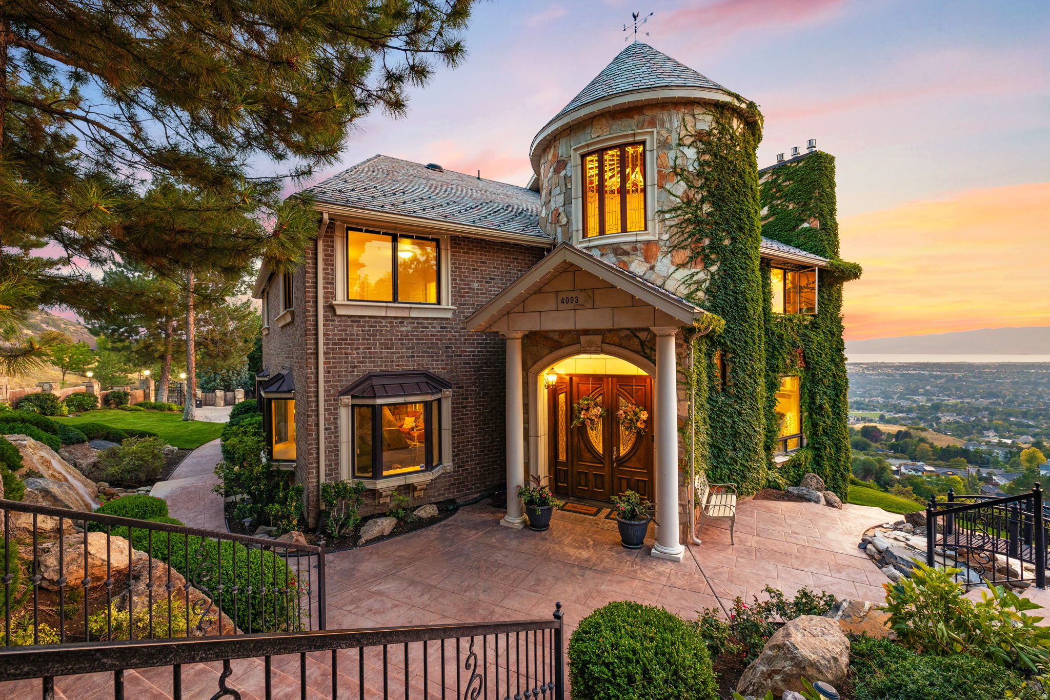SHERWOOD HILLS - Residential