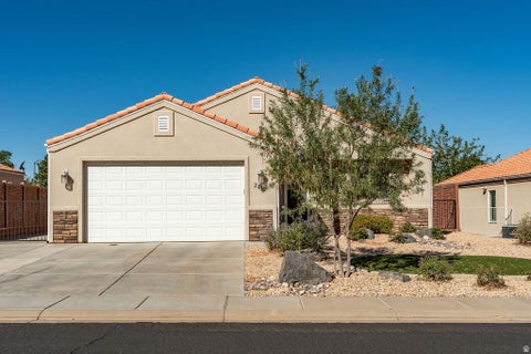 Homes For Sale - 2412 S 675<br/> Hurricane, UT 84737