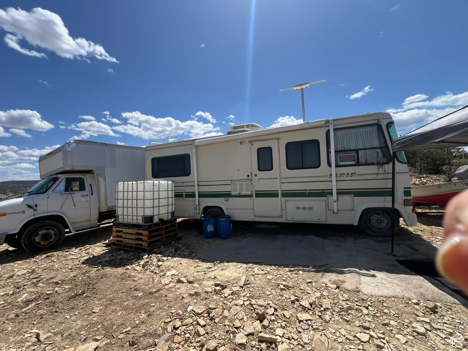 LAKEWOOD ESTATES - Land