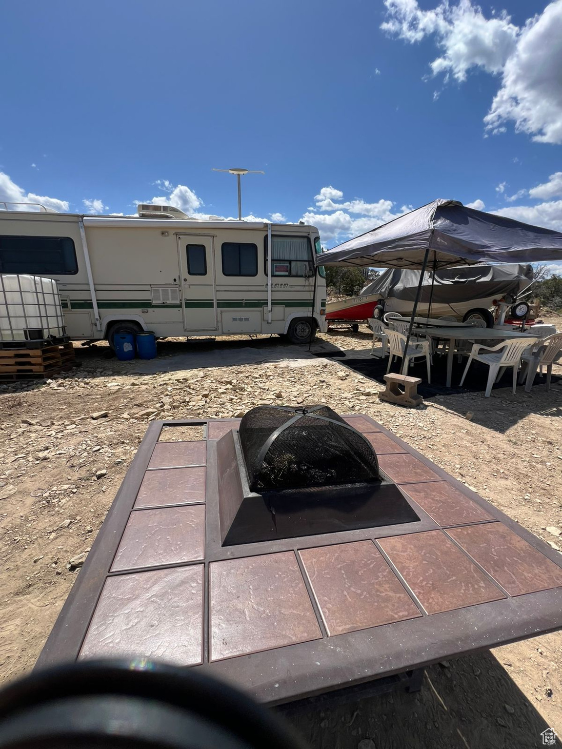 LAKEWOOD ESTATES - Land