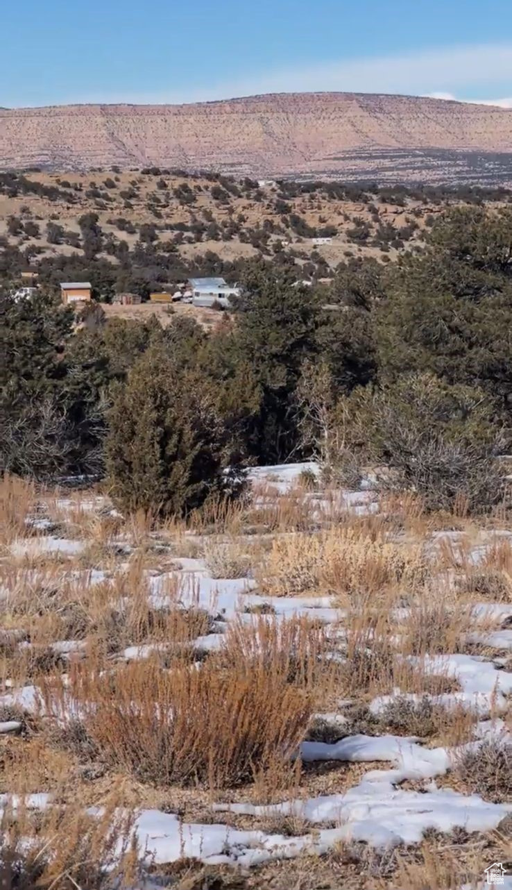 LAKEWOOD ESTATES - Land