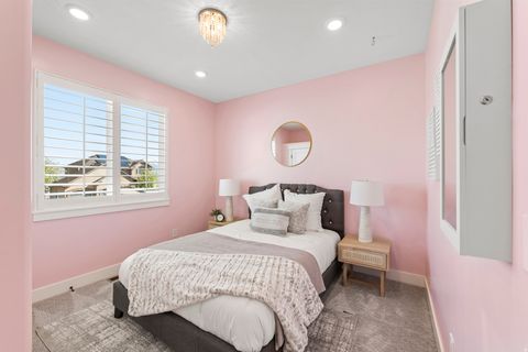 Tiny photo for 244 W COLUMBINE CIR S, Saratoga Springs, UT 84045 (MLS # 2148758)